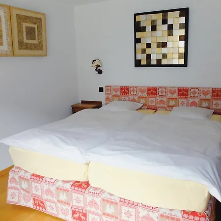 De L'ardeve Inn Ovronnaz