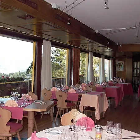 Värdshus De L'ardeve