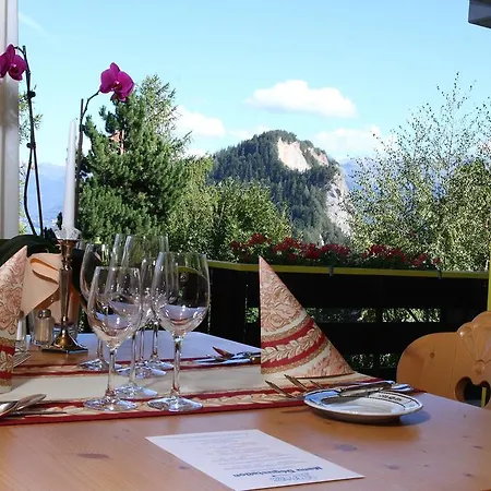 Värdshus De L'ardeve